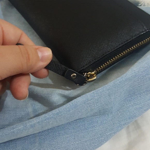 Kate Spade Wallet - Picture 5 of 6
